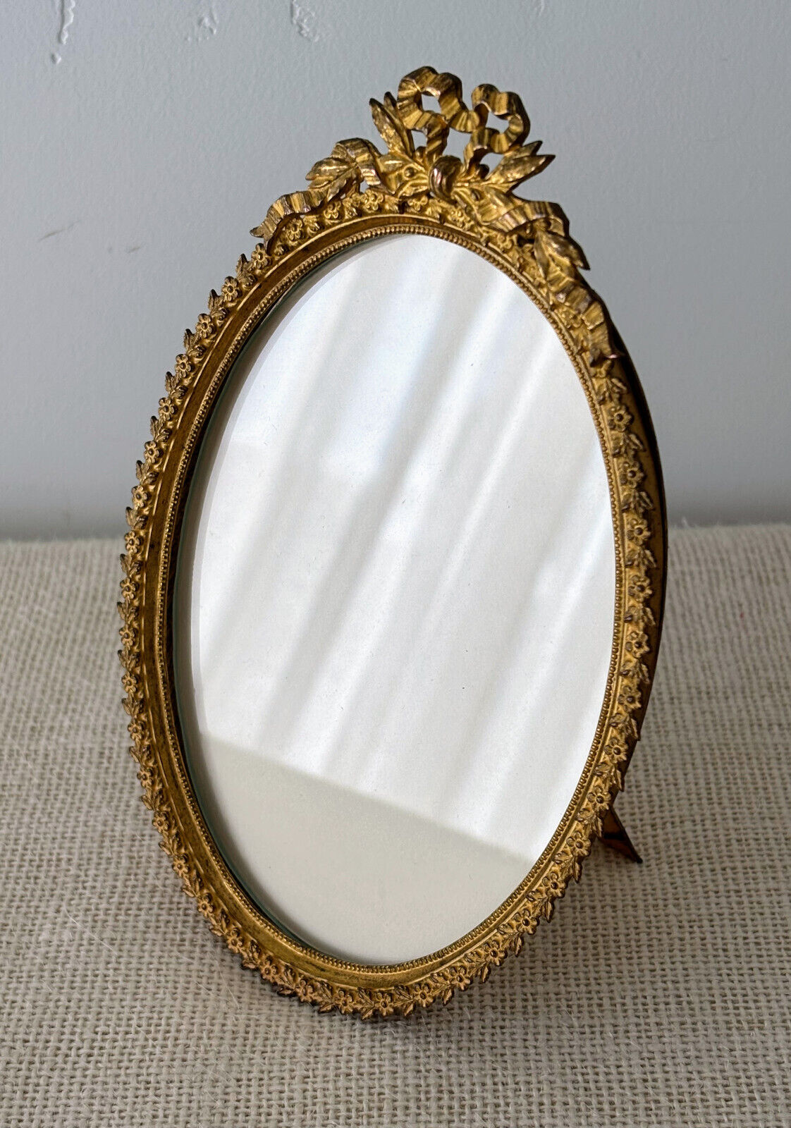 Antique Edwardian Gilt Brass Oval Picture Photo Frame with Bow