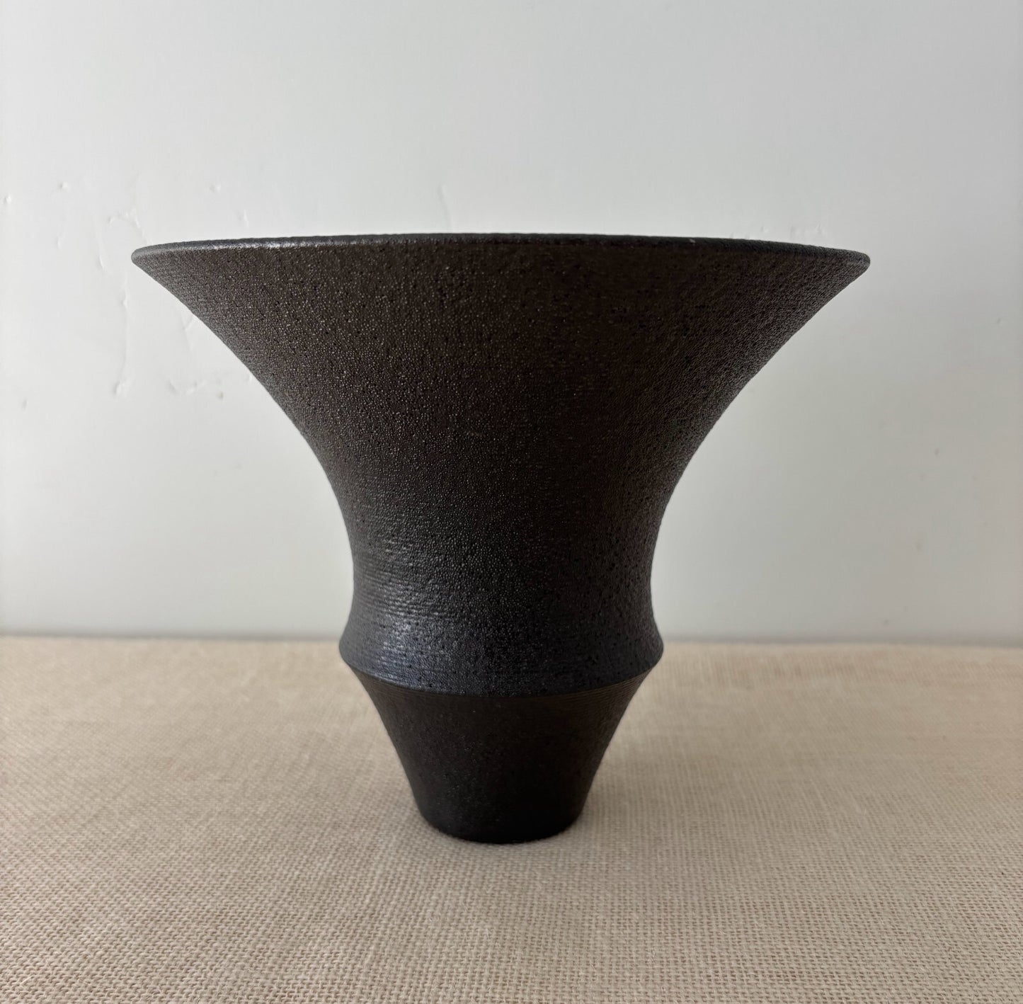 Minimalist Japanese Studio Art Pottery Vase by Nozomi Fujii