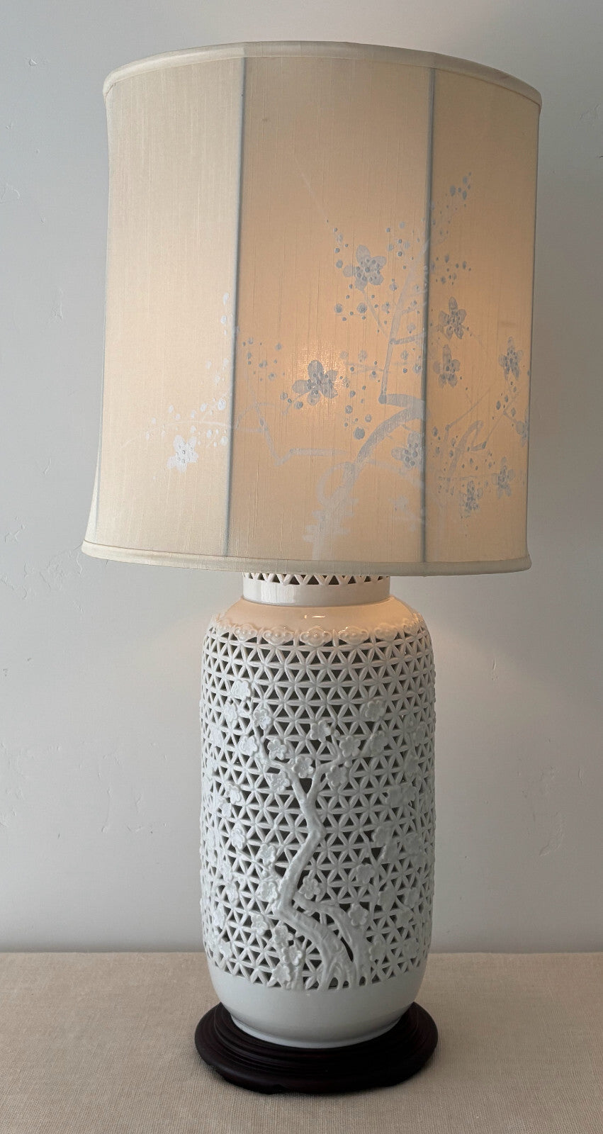Large Blanc de Chine Reticulated Porcelain Table Lamp