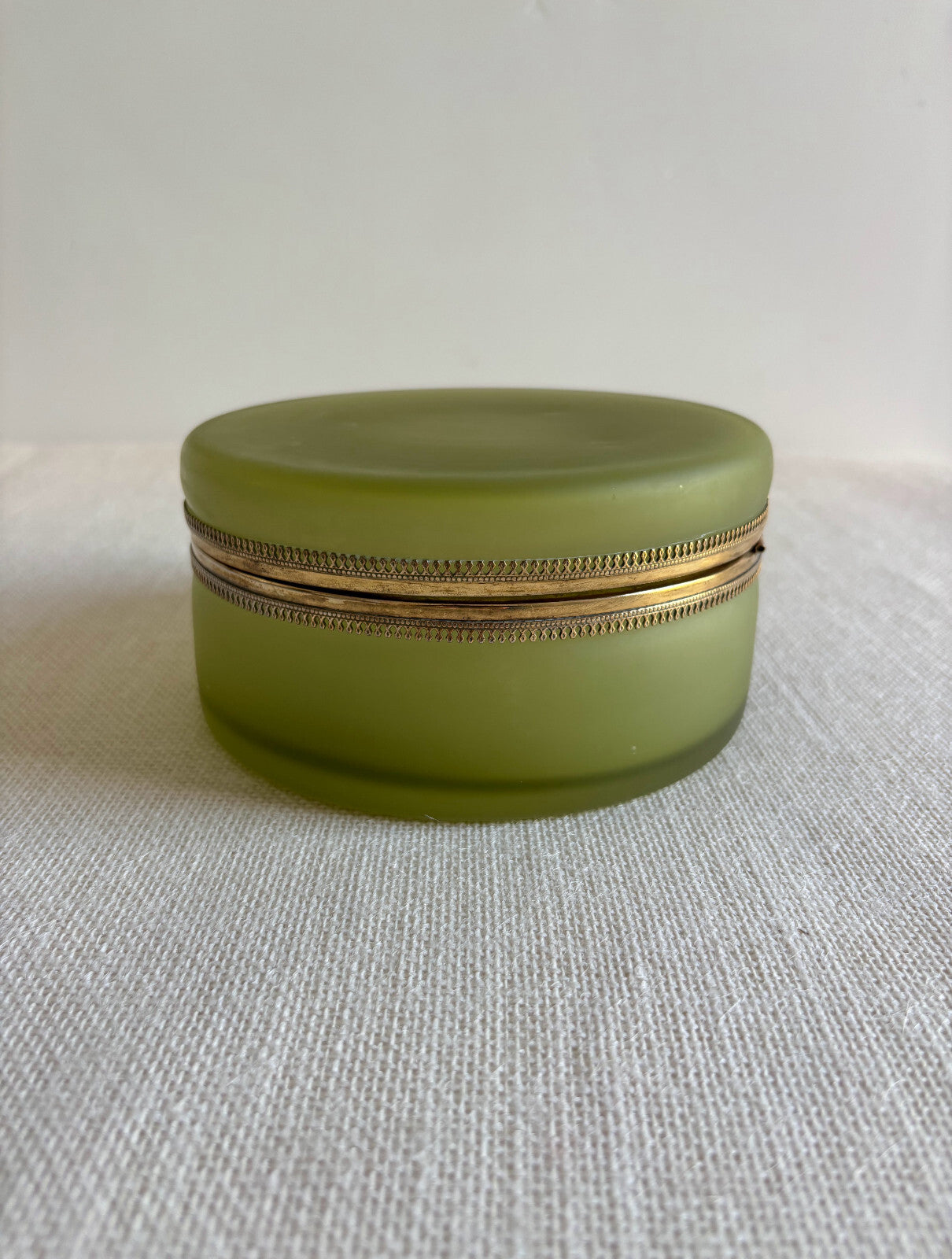 19thc French Green Opaline Glass Jar / Box with Ormolu Mounts