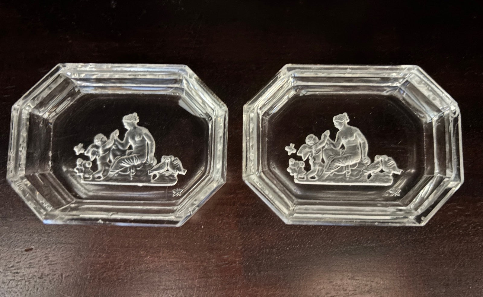 Art Deco Heinrich Hoffmann Intaglio Glass Pin or Ash Trays with Venus & Cupid