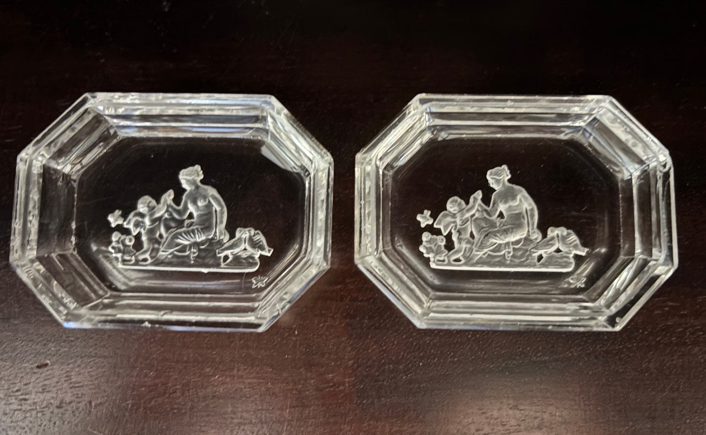 Art Deco Heinrich Hoffmann Intaglio Glass Pin or Ash Trays with Venus & Cupid