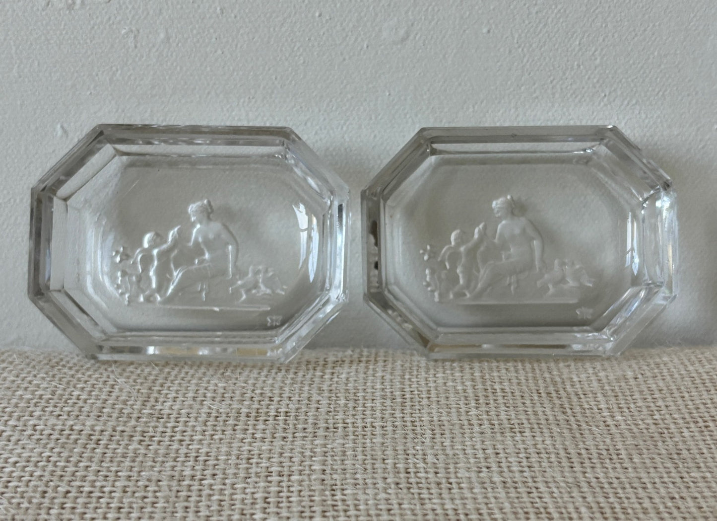 Art Deco Heinrich Hoffmann Intaglio Glass Pin or Ash Trays with Venus & Cupid