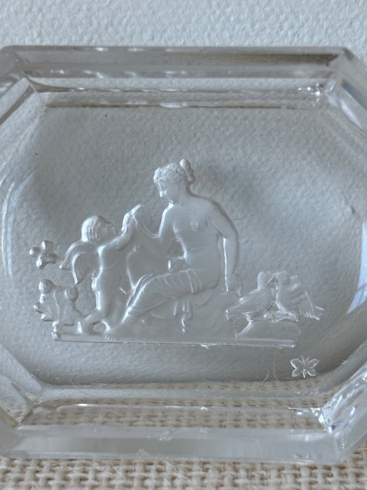 Art Deco Heinrich Hoffmann Intaglio Glass Pin or Ash Trays with Venus & Cupid