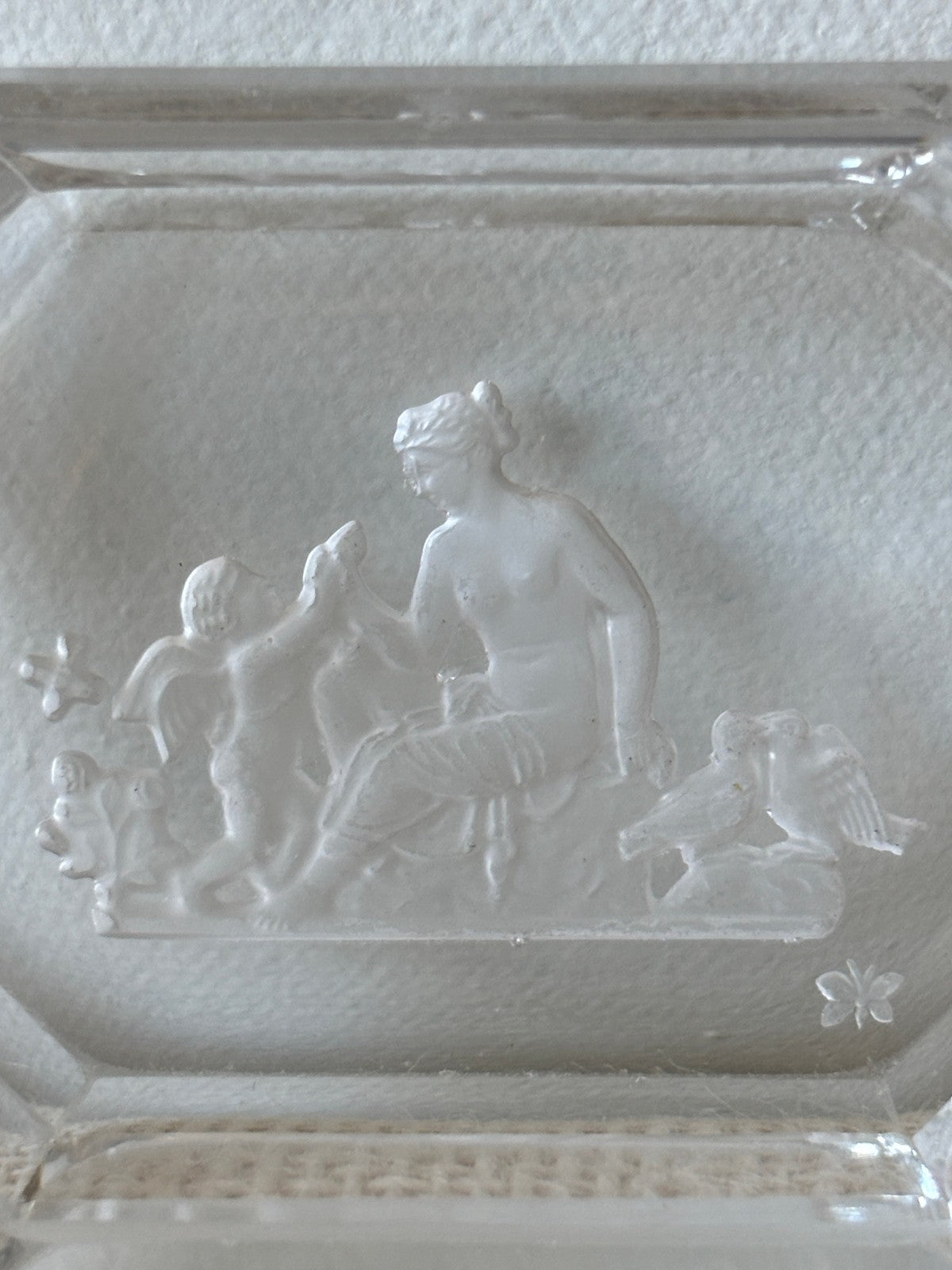 Art Deco Heinrich Hoffmann Intaglio Glass Pin or Ash Trays with Venus & Cupid