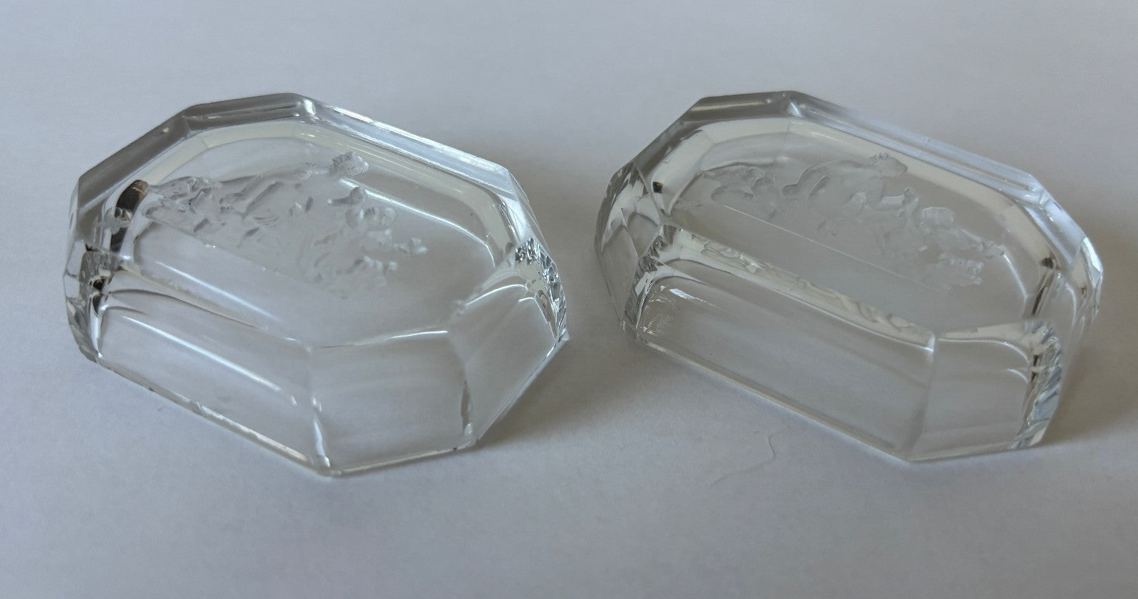 Art Deco Heinrich Hoffmann Intaglio Glass Pin or Ash Trays with Venus & Cupid