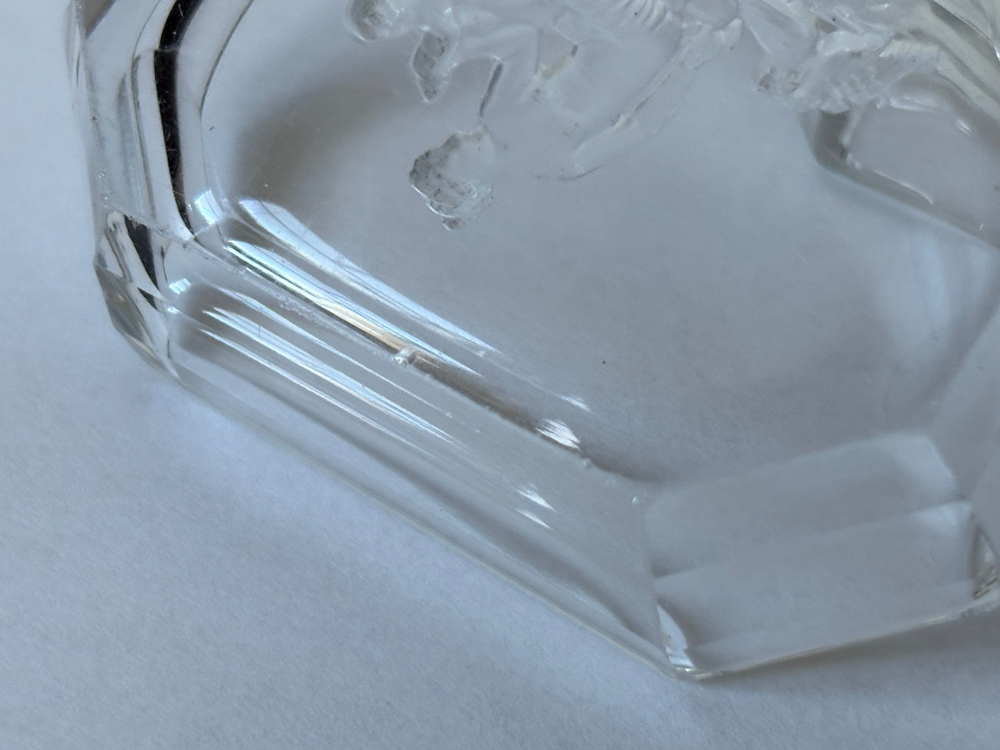 Art Deco Heinrich Hoffmann Intaglio Glass Pin or Ash Trays with Venus & Cupid