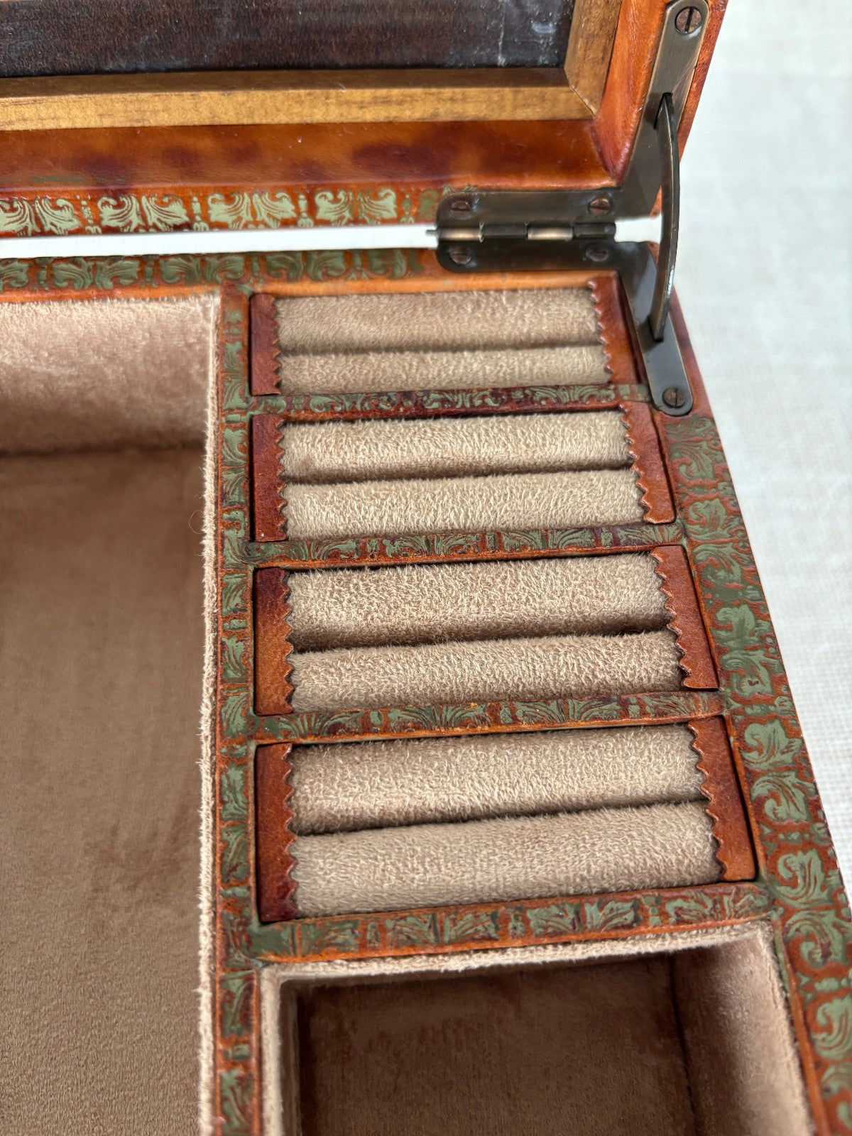 Florentine gold embossed leather wrapped Jewelry Box with Key