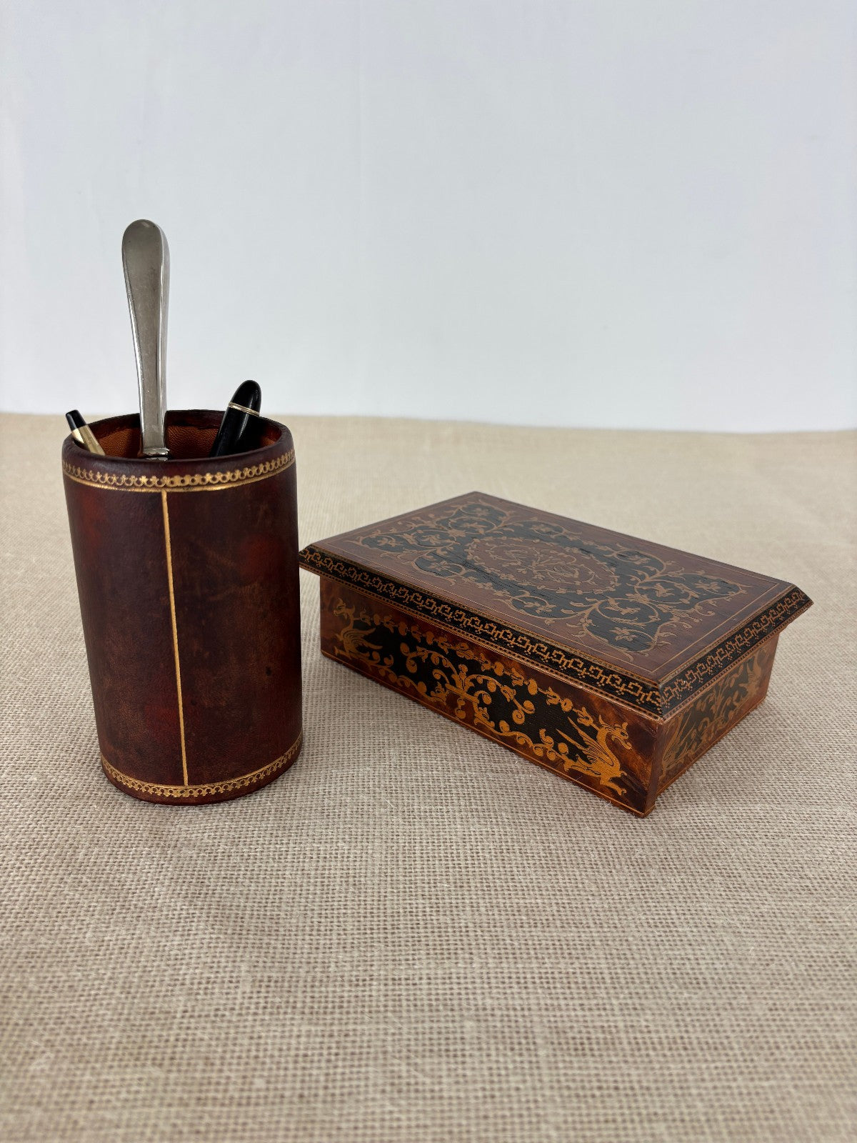 Florentine gold embossed Leather Pen & Pencil Cup