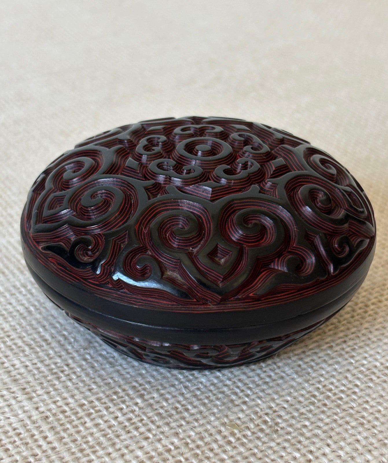 Black & Red Japanese GURI Tixi LACQUER Deep Carved RUYI INCENSE BOX