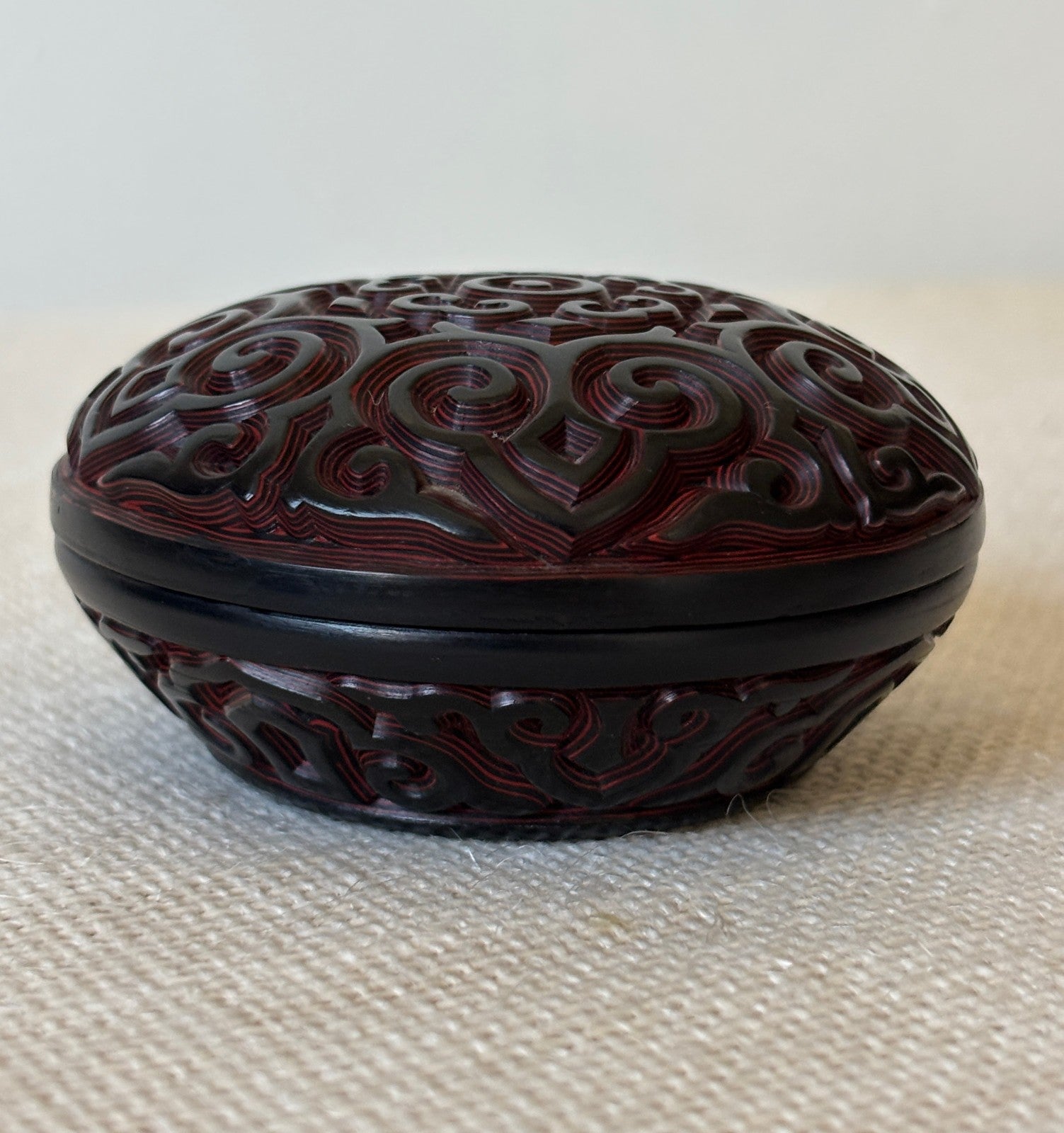 Black & Red Japanese GURI Tixi LACQUER Deep Carved RUYI INCENSE BOX
