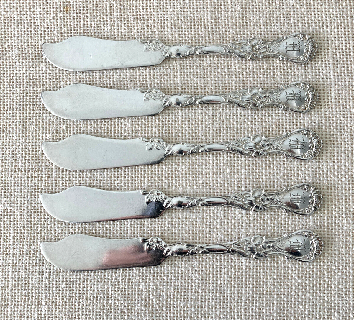 Art Nouveau Floral Butter Knife 1835 R Wallace Monogram M Silver Plate